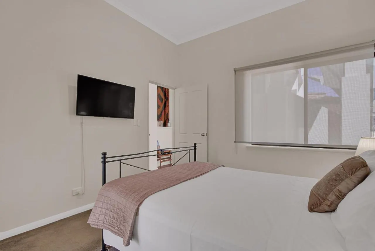 Como Executive Apartment Perth