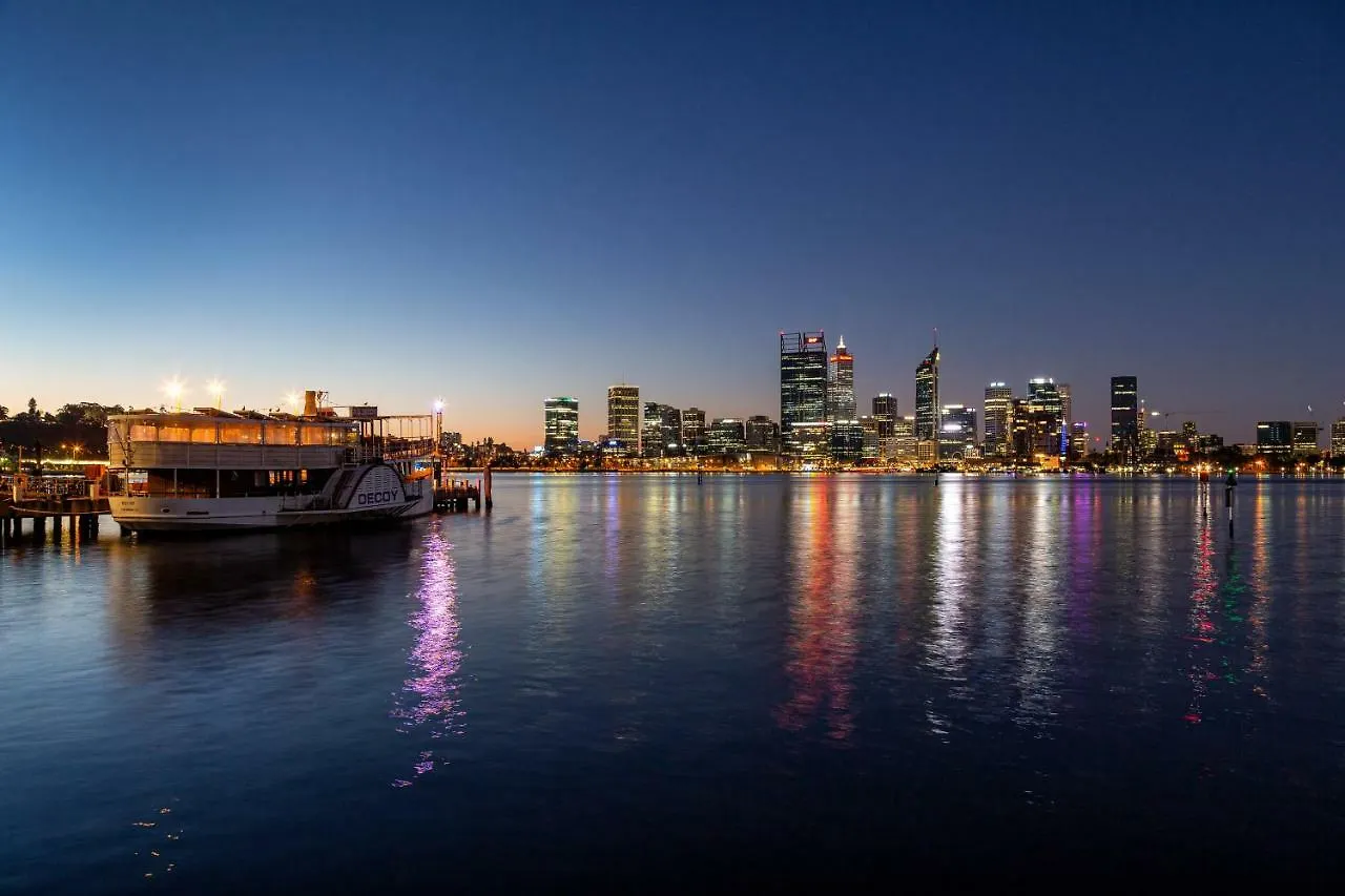 Como Executive Apartment Perth 0*,